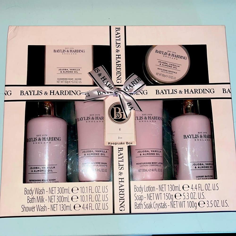 Baylis & Harding Bath Set - Picture 3 of 8